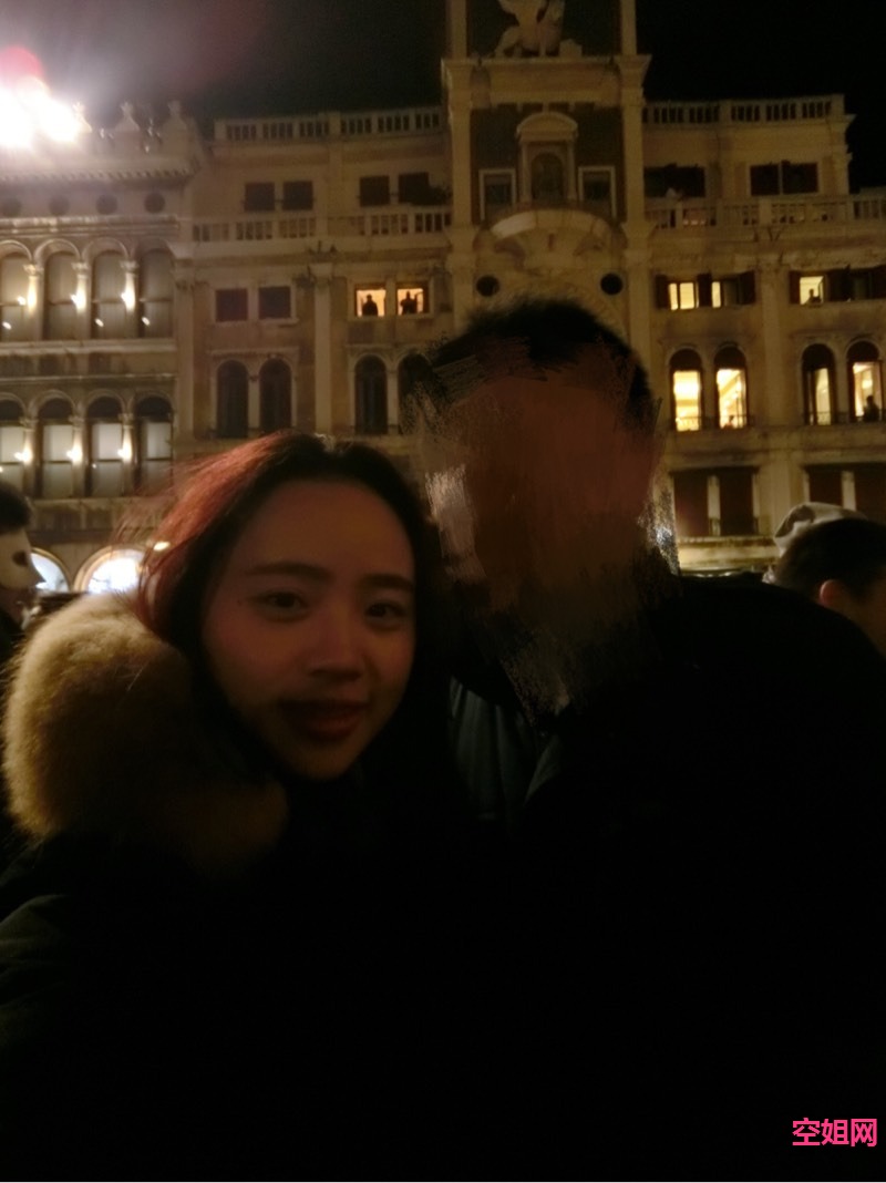 054156bbmd3h9offhogbgg.jpg