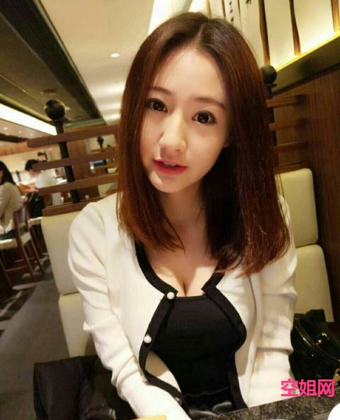 C8E967232601072D8DCBE8612FEE6574.jpg