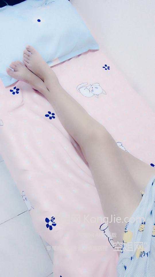 165123h0y4u6siq4yqs7zf.jpg