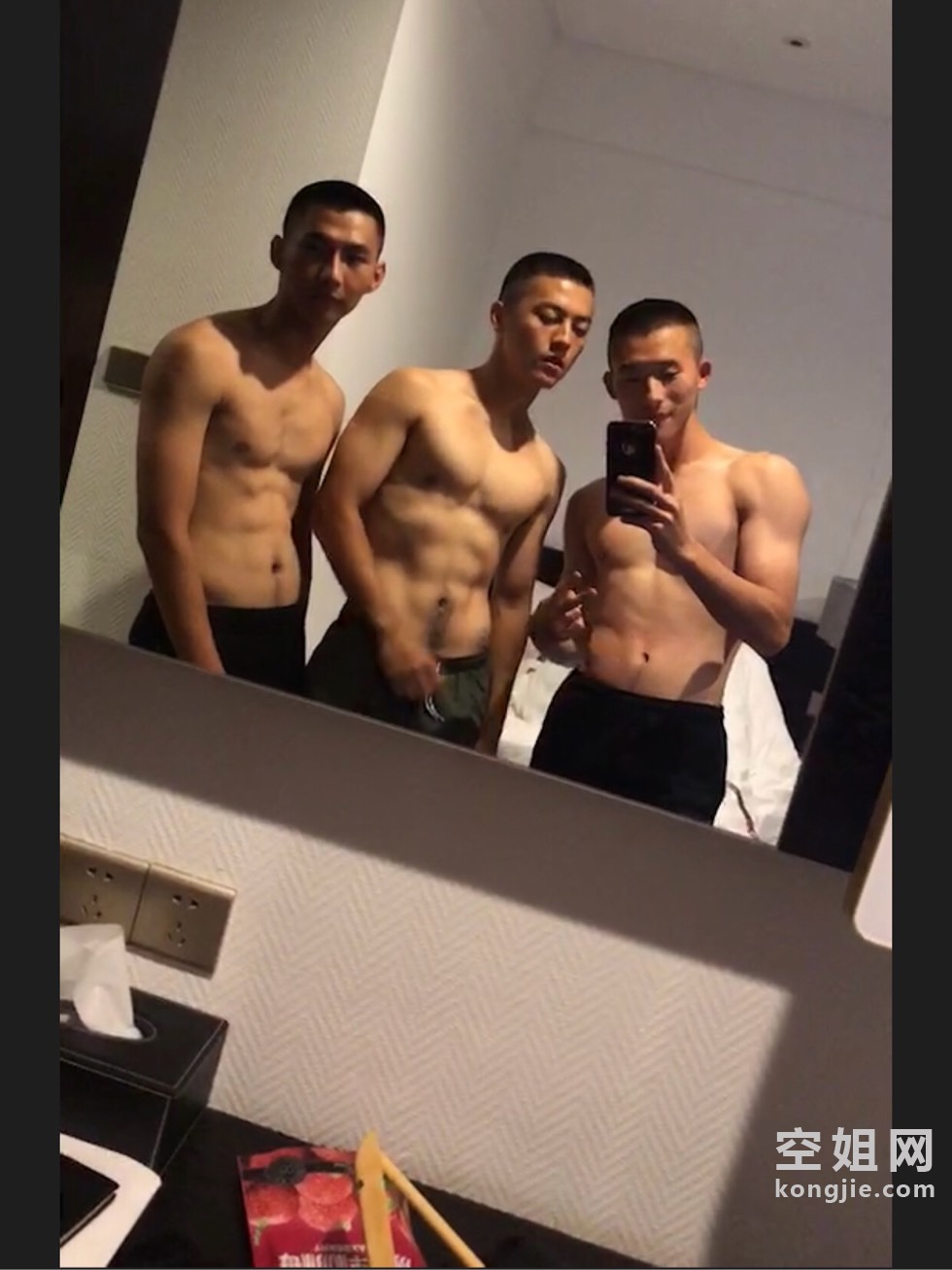 073611pbr2j5b9rr453bjl.jpg